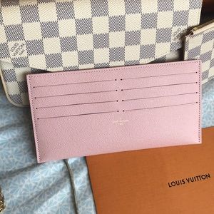 Louis Vuitton pochette felicie CARD INSERT